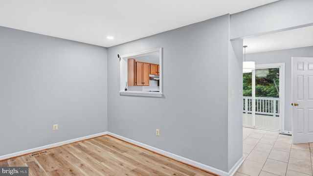 526 HIGHLAND TOWNE LN, Warrenton, VA 20186