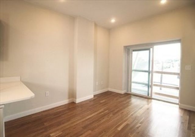 70 Frankfort Street 2R, Boston, MA 02128