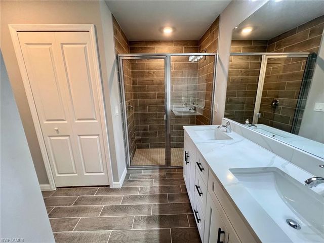 2706 56th ST W, Lehigh Acres, FL 33971