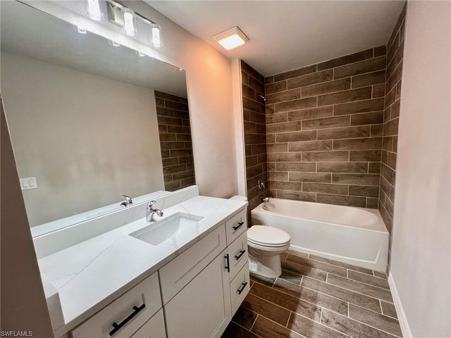 2706 56th ST W, Lehigh Acres, FL 33971