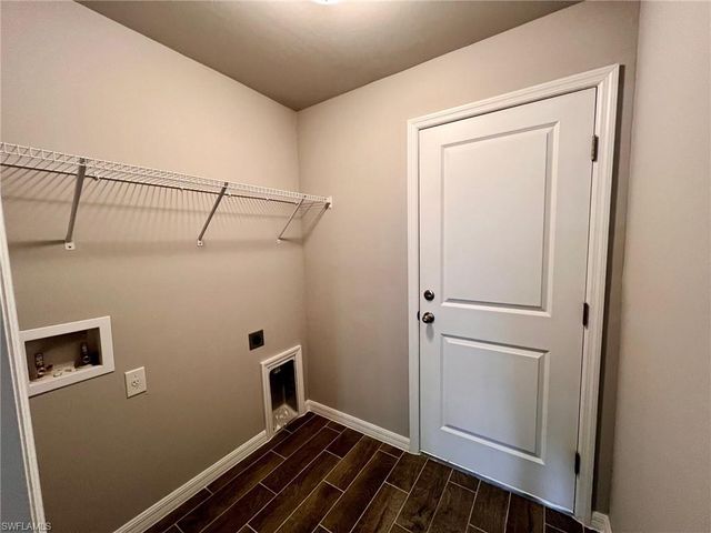 2706 56th ST W, Lehigh Acres, FL 33971