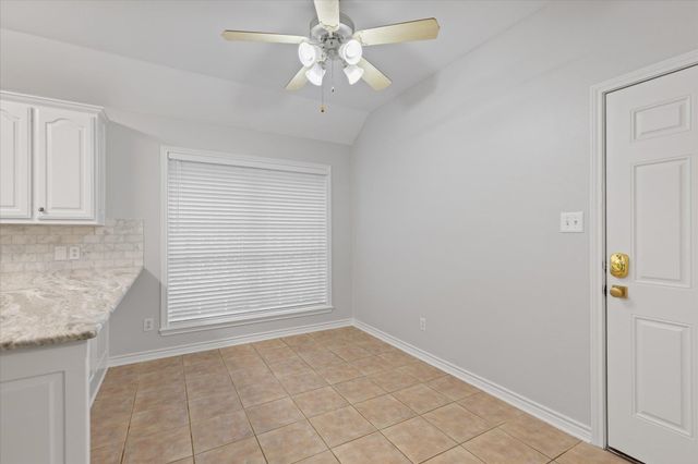 3515 Longmorn Ln, Longview, TX 75604