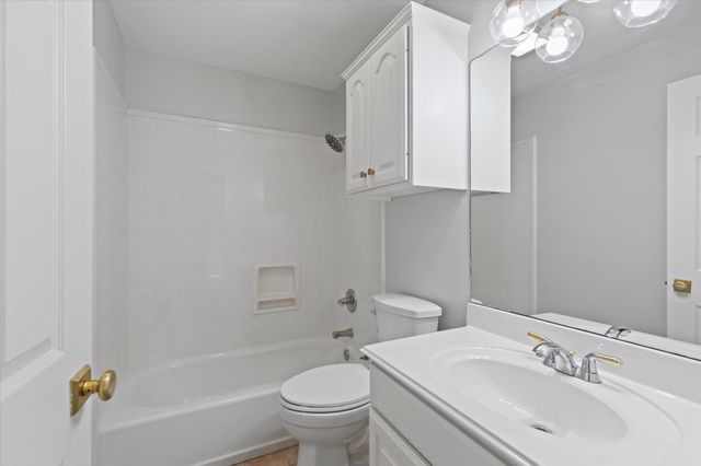 3515 Longmorn Ln, Longview, TX 75604