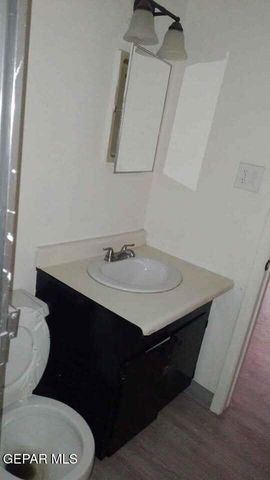 187 N Awbery Street 1,2,3,4,5, El Paso, TX 79905