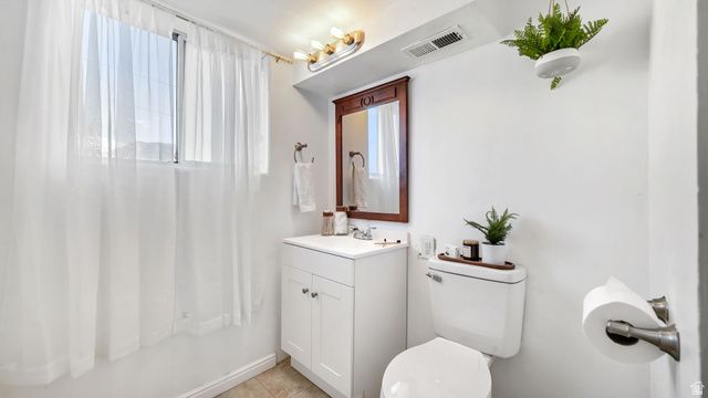 169 S WOODLAND DR, Orem, UT 84097