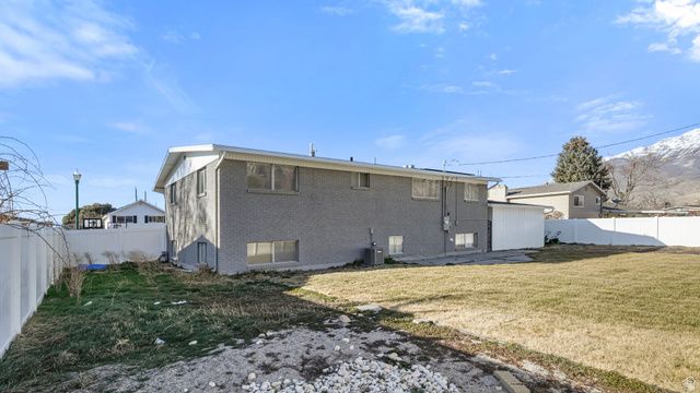 169 S WOODLAND DR, Orem, UT 84097