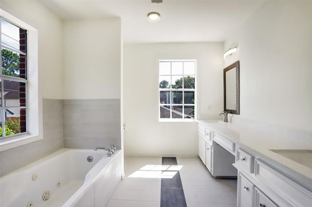 12818 Chamberlain Drive, Houston, TX 77077