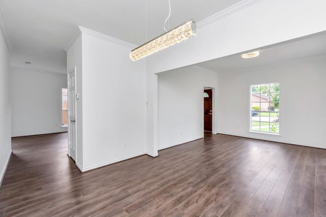 12818 Chamberlain Drive, Houston, TX 77077