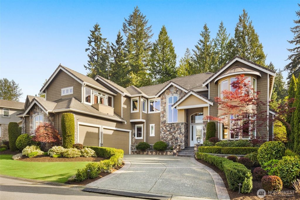 8251 154th Avenue SE, Newcastle, WA 98059