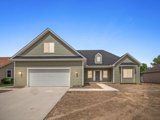 8584 Cobblestone Drive, Berlin Twp, MI 48166