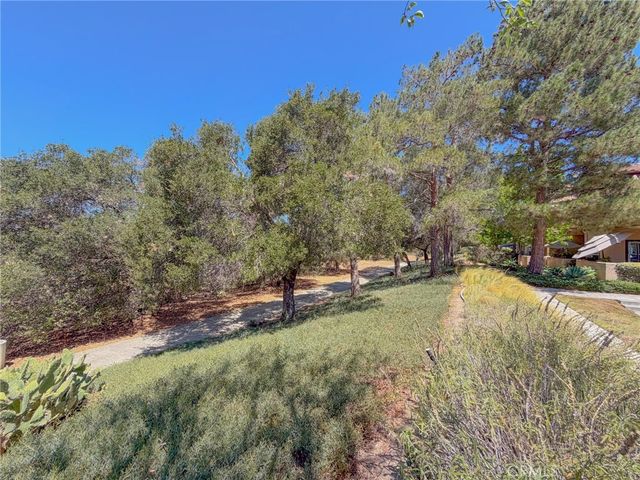 12 Abrigo, Rancho Santa Margarita, CA 92688