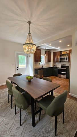 1929 Dunbar Drive, Columbus, OH 43224
