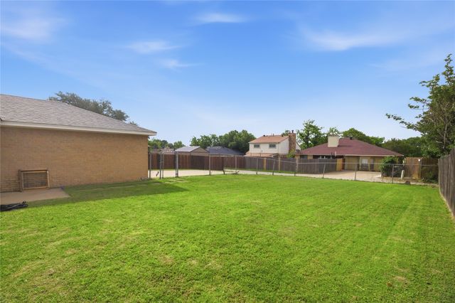 7220 Elderberry Lane, Dallas, TX 75249