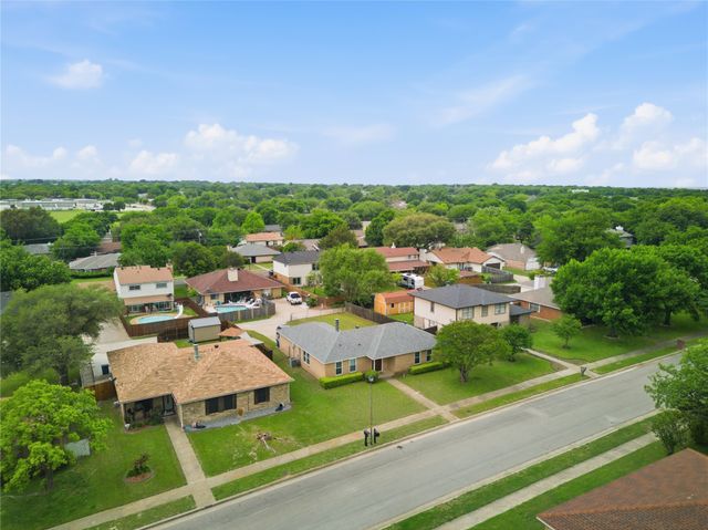 7220 Elderberry Lane, Dallas, TX 75249