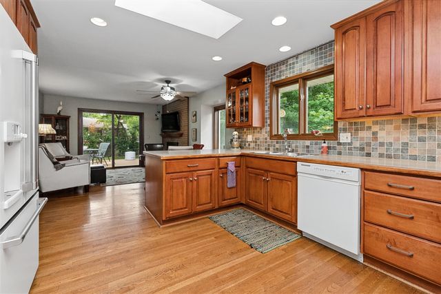 21854 Siegal Drive, Novi, MI 48375