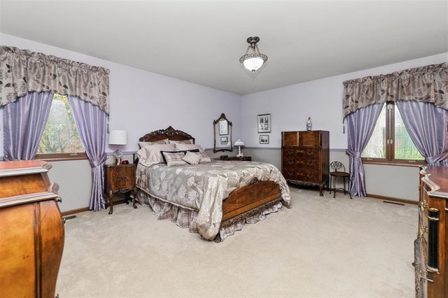 21854 Siegal Drive, Novi, MI 48375