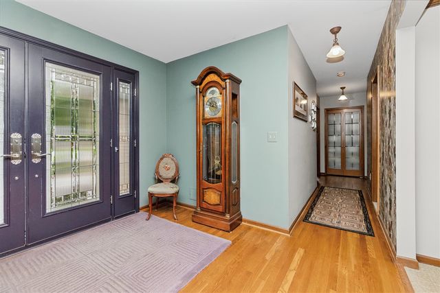 21854 Siegal Drive, Novi, MI 48375