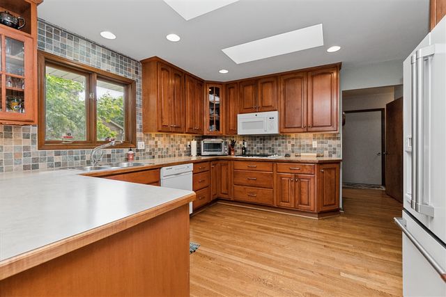 21854 Siegal Drive, Novi, MI 48375