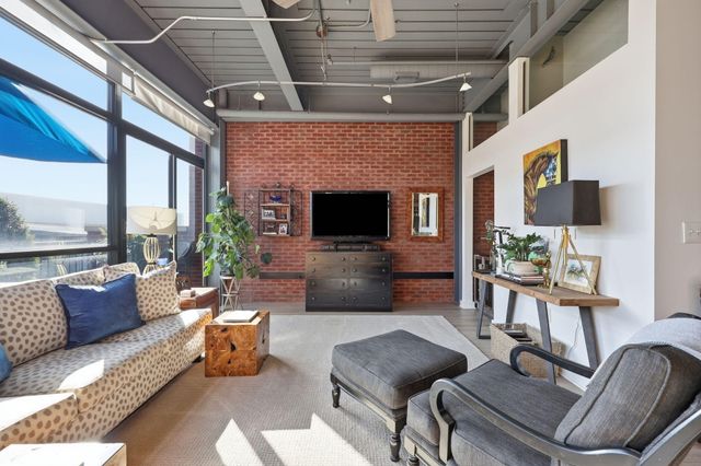 515 W Main Street 411, Lexington, KY 40507