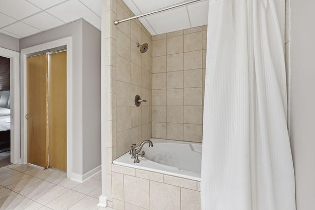 515 W Main Street 411, Lexington, KY 40507
