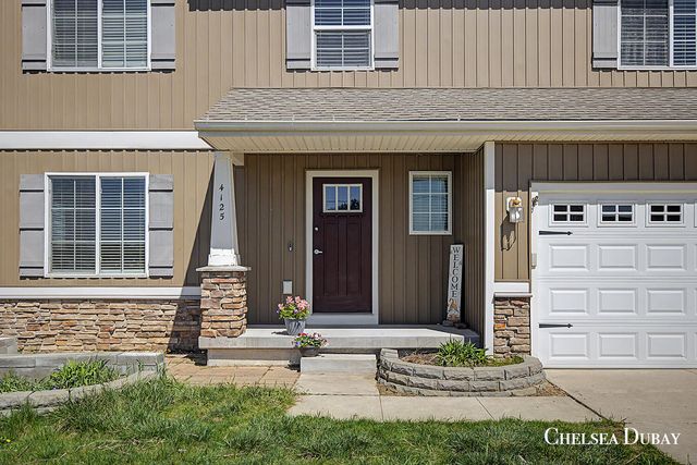 4125 Kroes Street NE, Rockford, MI 49341