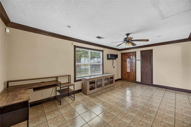 2010 Dade Street, Pasadena, TX 77502