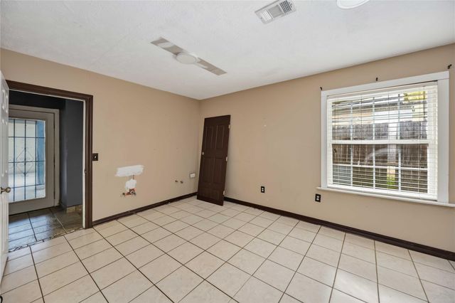 2010 Dade Street, Pasadena, TX 77502