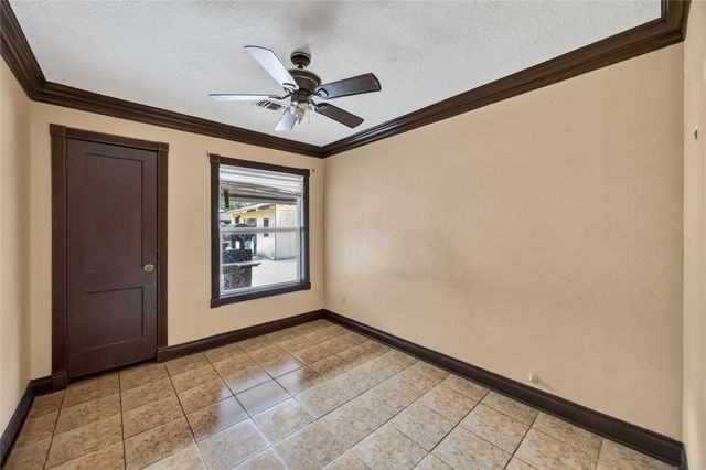 2010 Dade Street, Pasadena, TX 77502