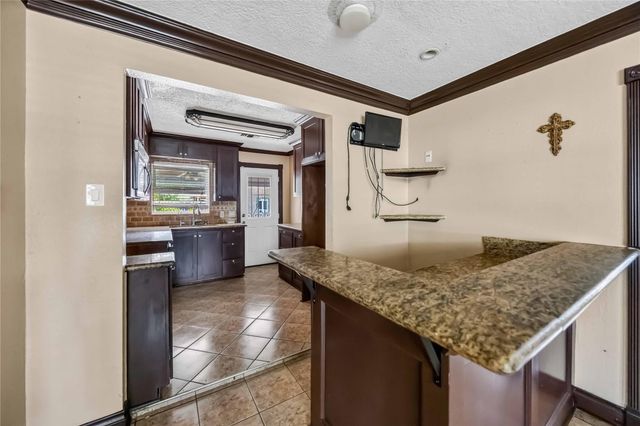 2010 Dade Street, Pasadena, TX 77502