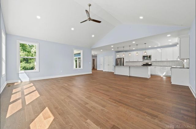 3200 Weidemann Drive, Brandon Twp, MI 48348