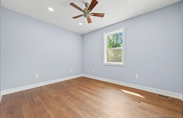 3200 Weidemann Drive, Brandon Twp, MI 48348