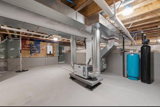 3200 Weidemann Drive, Brandon Twp, MI 48348