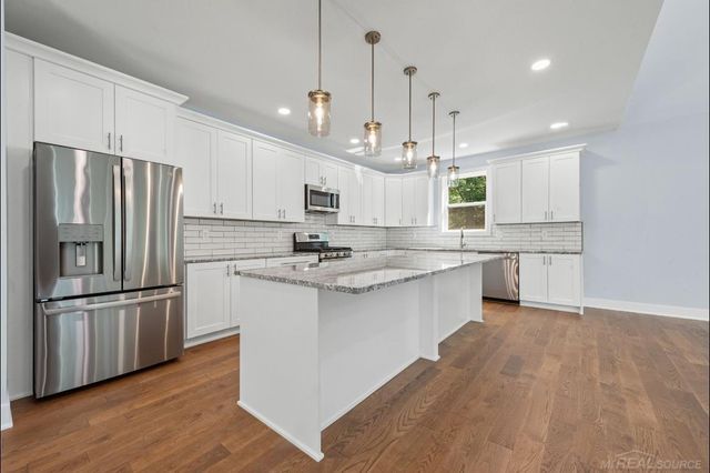 3200 Weidemann Drive, Brandon Twp, MI 48348