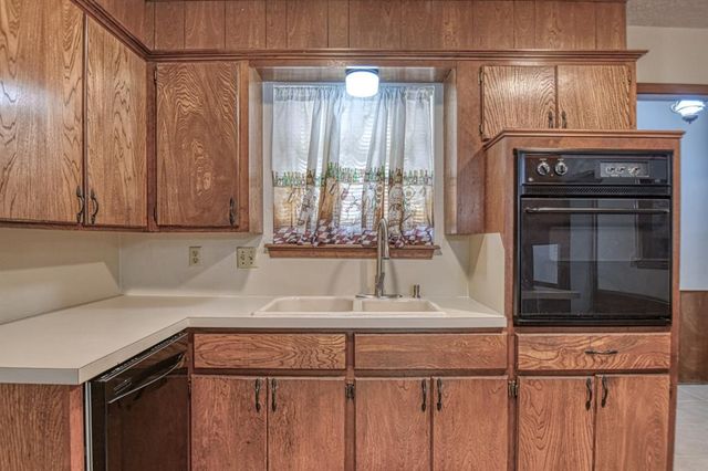 1501 Glencliff Drive, Norman, OK 73071