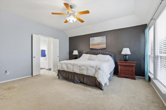 107 Watering Hole, Newark, TX 76071