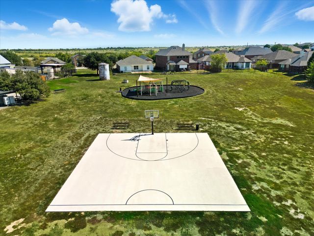 107 Watering Hole, Newark, TX 76071