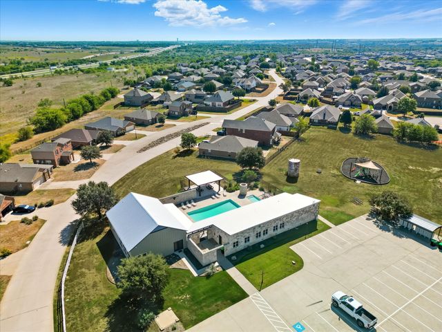 107 Watering Hole, Newark, TX 76071