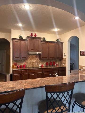 6934 Laura, Schertz, TX 78154