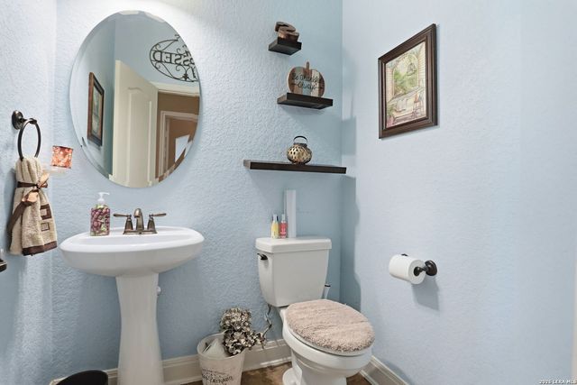 6934 Laura, Schertz, TX 78154