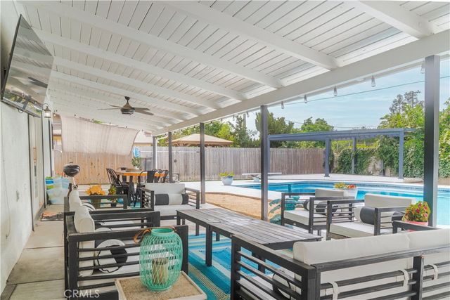 5739 N Pleasant Avenue, Fresno, CA 93711