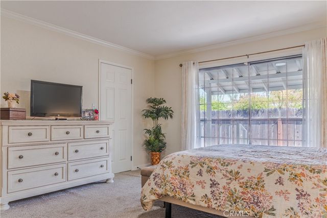 5739 N Pleasant Avenue, Fresno, CA 93711
