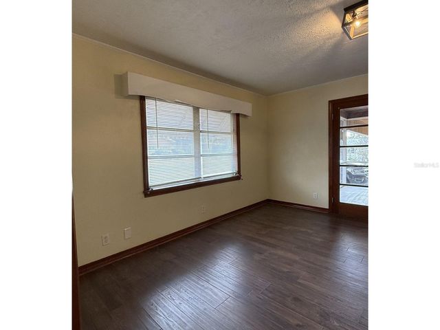 13725 10TH STREET, Dade City, FL 33525