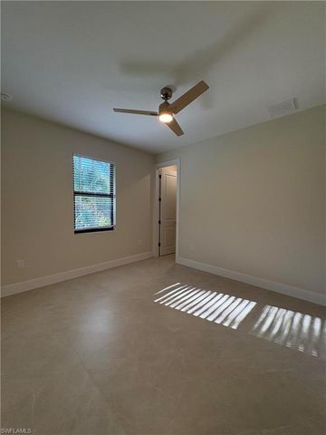 538 37th AVE NE, Naples, FL 34120