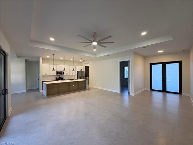 538 37th AVE NE, Naples, FL 34120