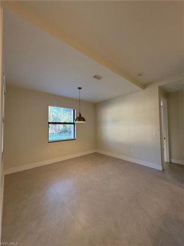538 37th AVE NE, Naples, FL 34120