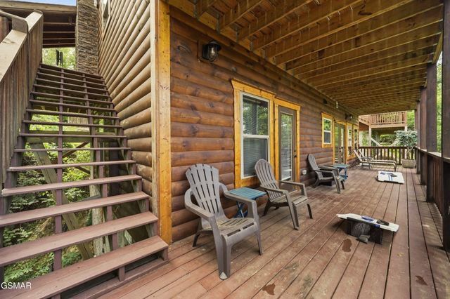 452 Alpine Mountain Way, Pigeon Forge, TN 37863