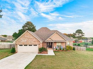 16 Village Knoll, Wetumpka, AL 36093