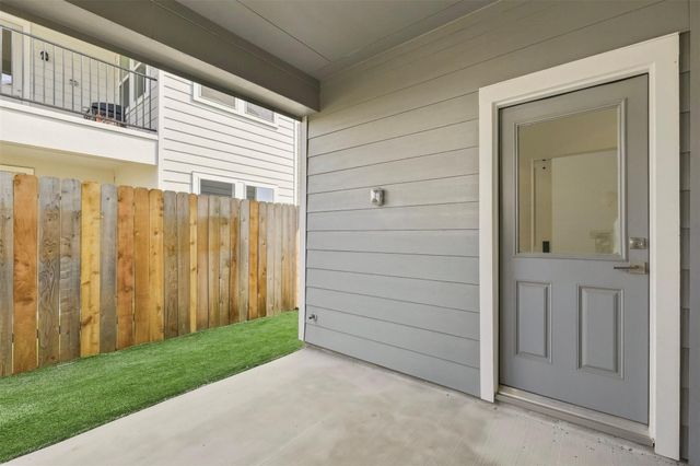 2305 Via Laura Lane, Houston, TX 77051