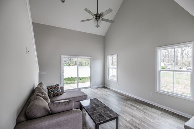 100 Billy Robb St Unit B, Greenbrier, TN 37073