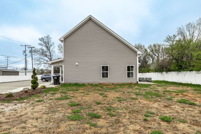 100 Billy Robb St Unit B, Greenbrier, TN 37073